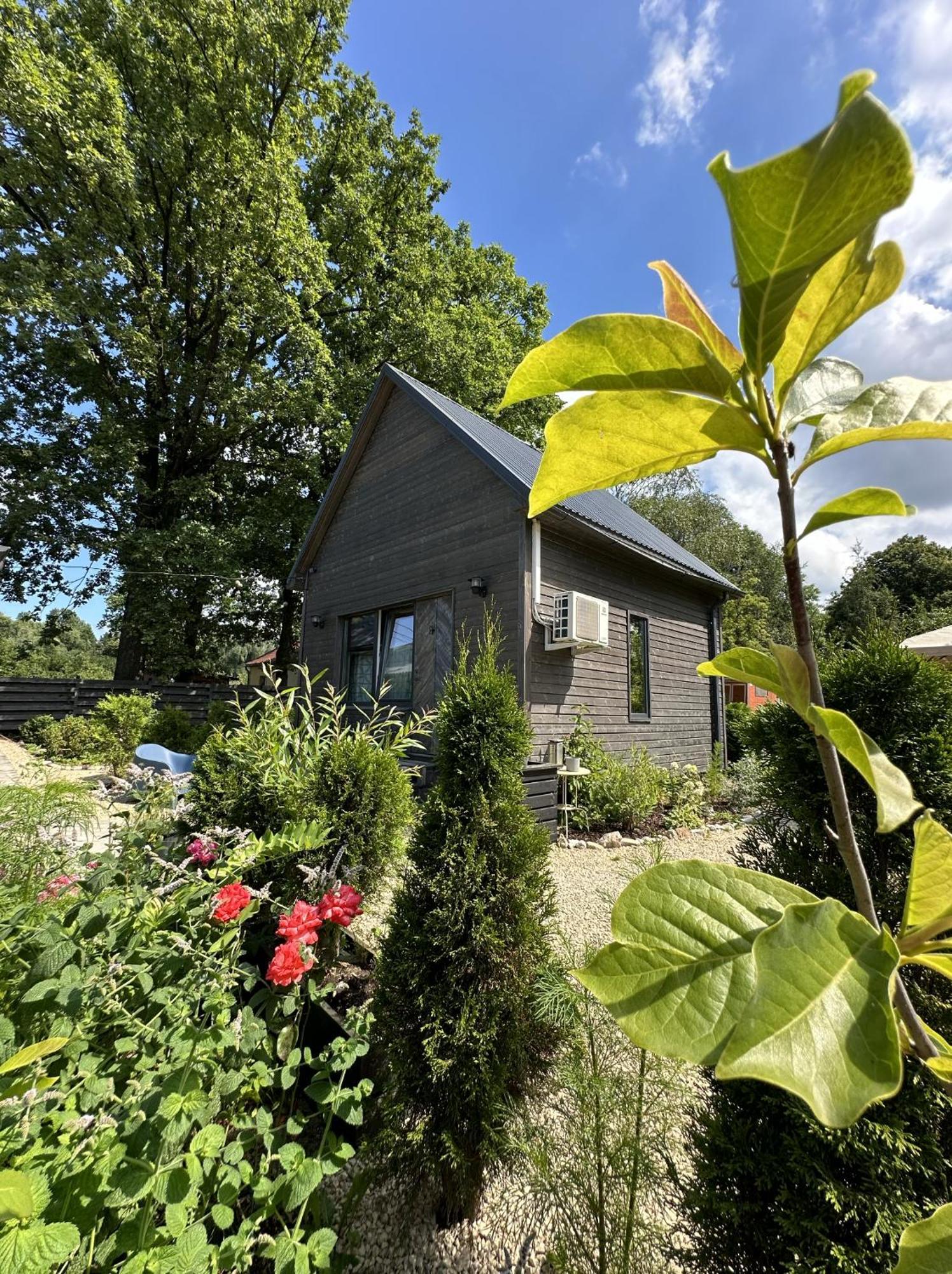 Вілла Amazing Little House On An Island With Garden Рига Екстер'єр фото